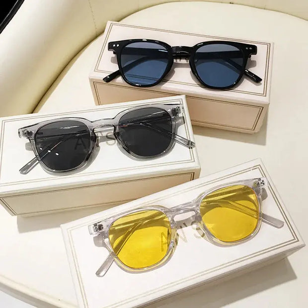 8 IMPORT SURENDRA - New Vintage Square Sunglasses Women Men Luxury Brand Small Round Sun Glasses Female Small Eyewear Oculos De Sol for Male Female Wicked Tender