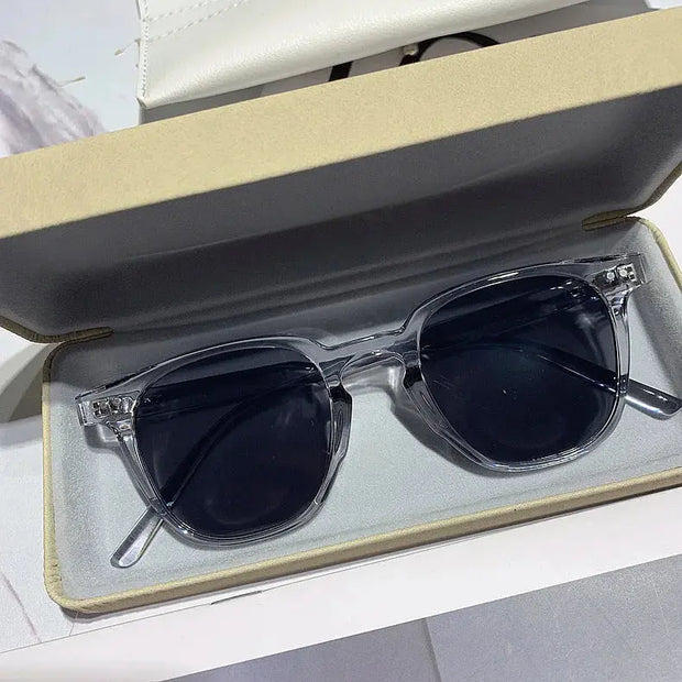 8 IMPORT SURENDRA - New Vintage Square Sunglasses Women Men Luxury Brand Small Round Sun Glasses Female Small Eyewear Oculos De Sol for Male Female Wicked Tender
