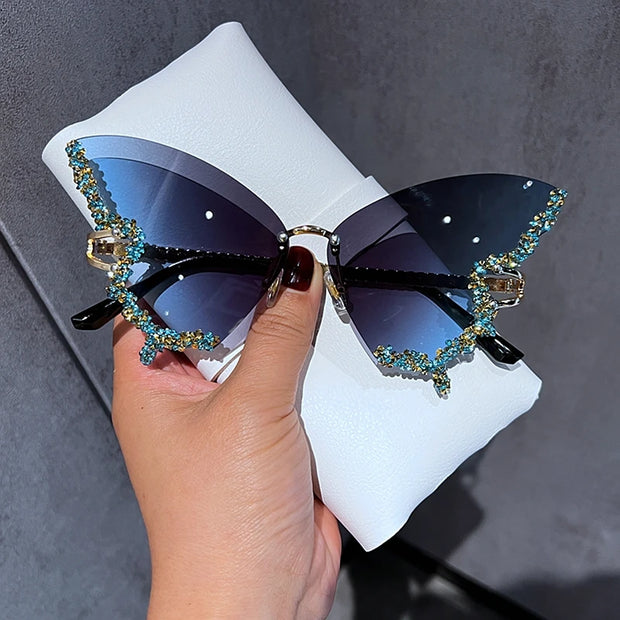 Butterfly Sunglasses – Crystal-Trimmed Gradient Statement  display picture 1