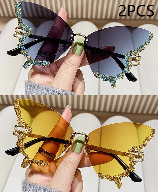 Elegant Gold Polarized Sunglasses Butterflies Crystal Accents New with case A tribute to Carolina Herrera main image 3