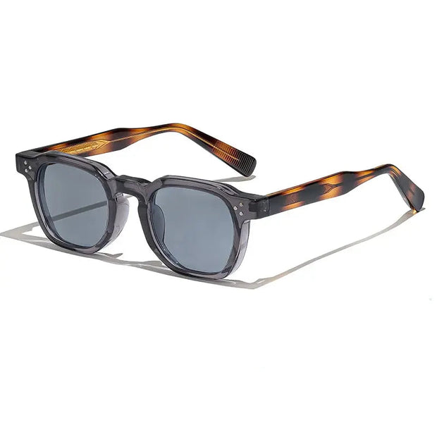 Surendra 18 - CATERSIDE Retro Punk Men Sunglasses Small Frame Square Personalized Design Sun Glasses Women Travel Party Business Festival Gift Wicked Tender